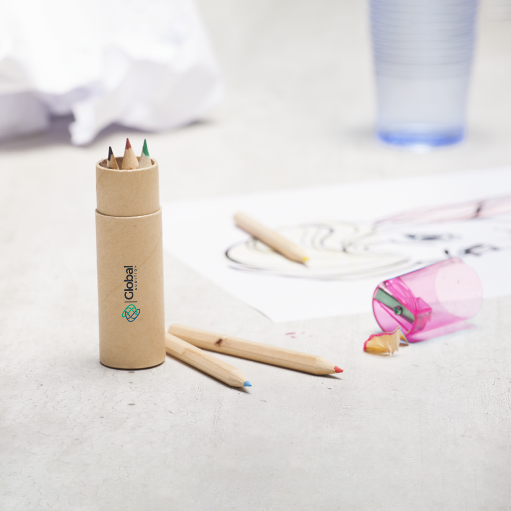 Crayons de couleur en tube avec taille-crayon – Image 5