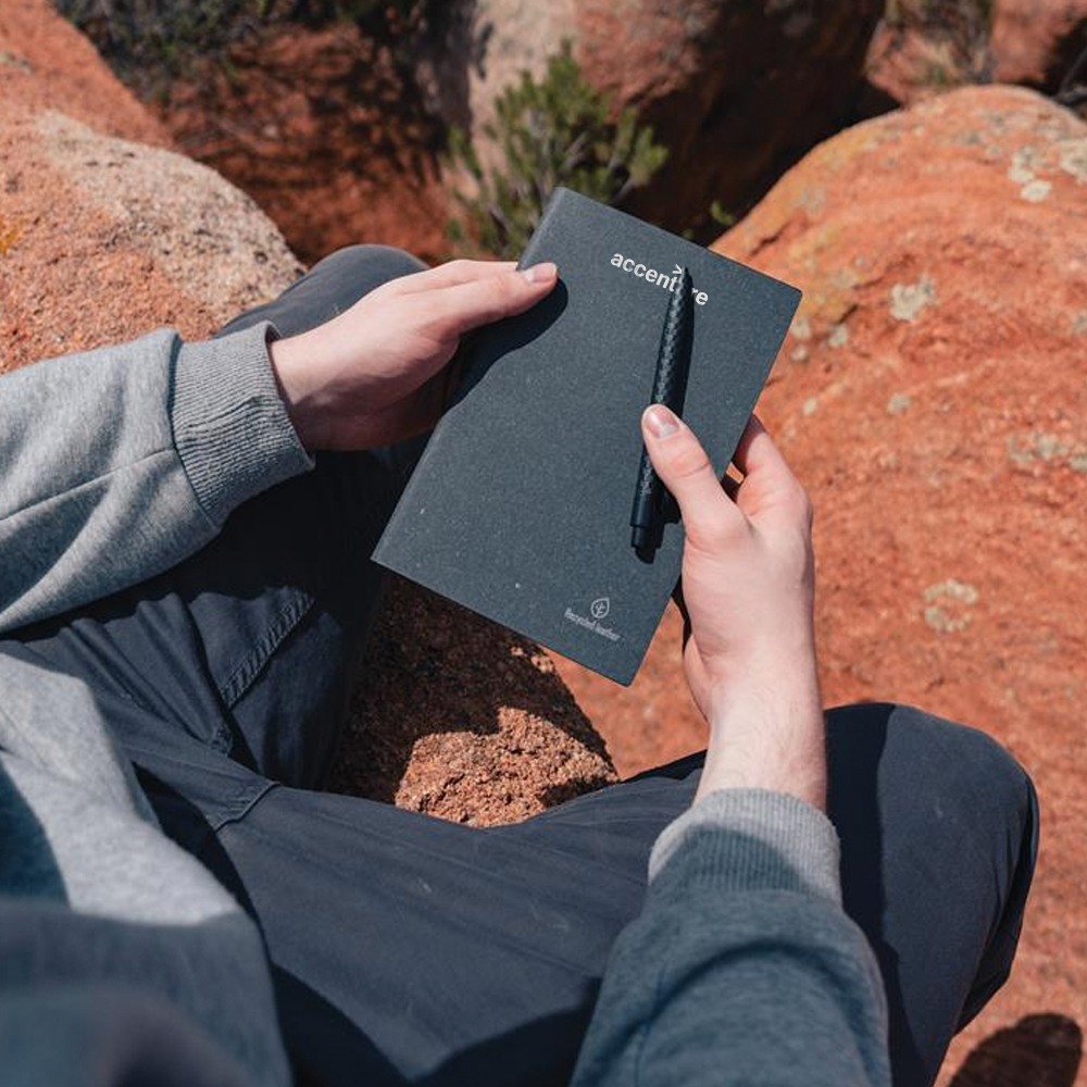 Carnet en cuir recyclé A5 – Image 6