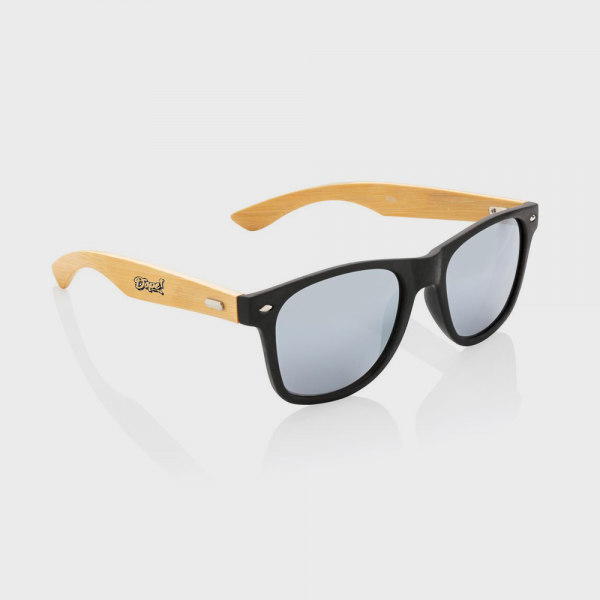 Lunettes de soleil en bambou et plastique recyclé