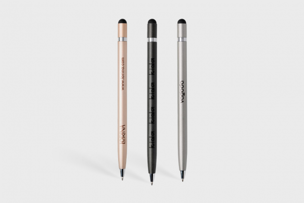 Stylet métallique moderne