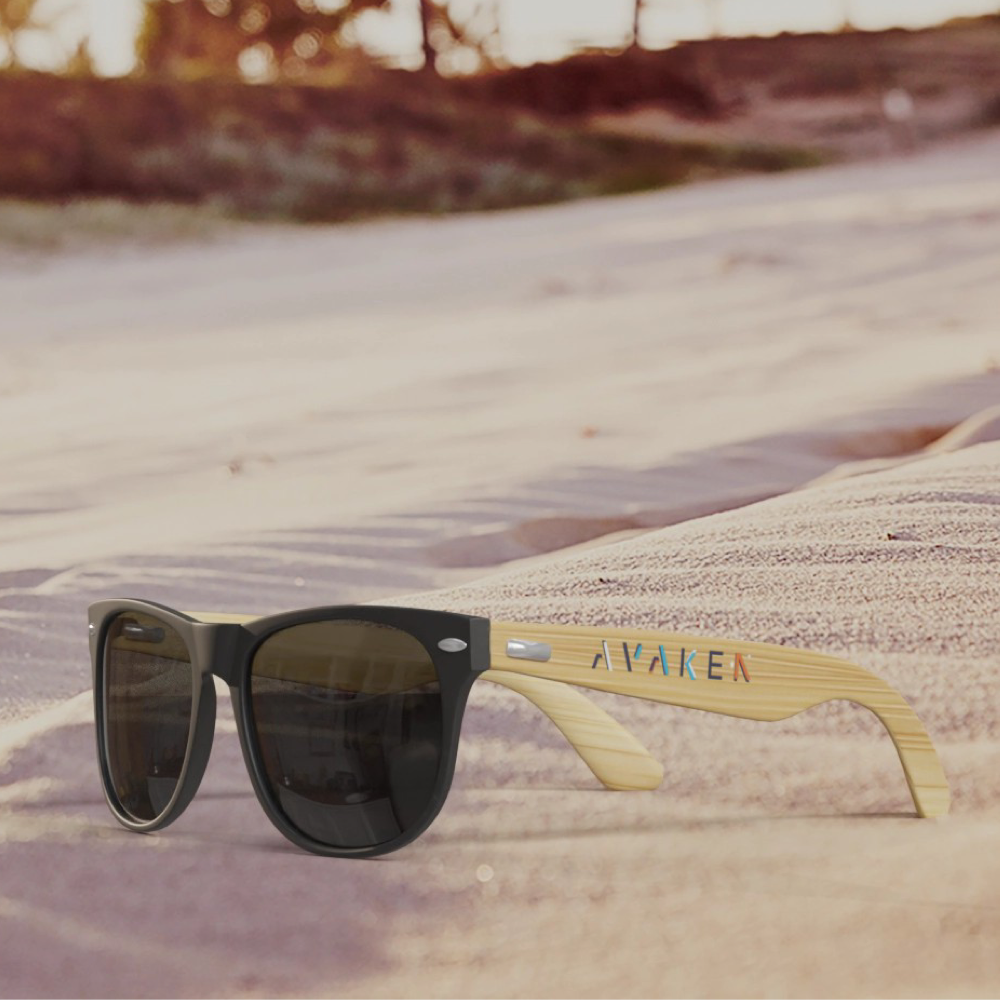 Lunettes de soleil en bambou – Image 4