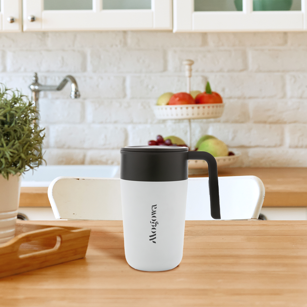 Tasse en acier inoxydable et PP recyclé GRS avec poignée – Image 4