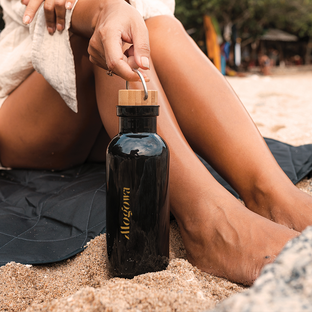 Bouteille en rPET GRS, couvercle en bambou – Image 4