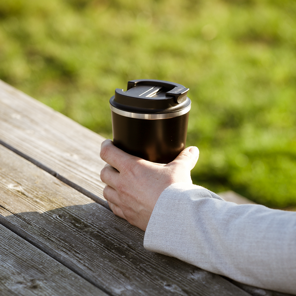 Mug isotherme recyclé RCS Kaffi – Image 5