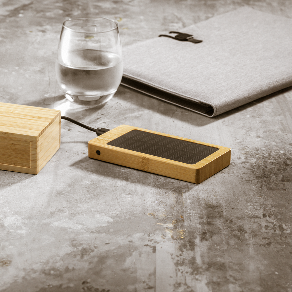 Chargeur sans fil Bamboo powerbank solaire – Image 4